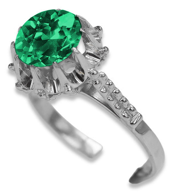 Vintage Emerald Ring in Sterling Silver (vrc045s-em) — close-up of the stone and setting