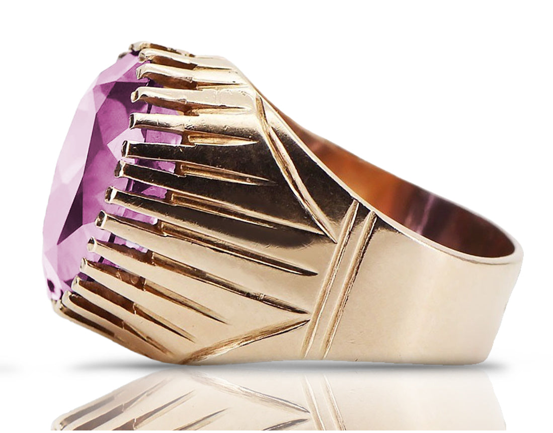 Vintage Amethyst Ring in 14K Rose Gold (vrc048r-am) — side view showing the setting