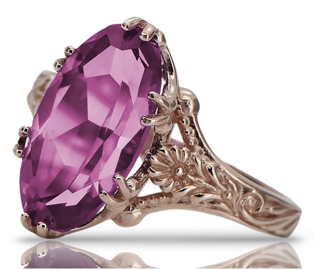 Vintage Amethyst Ring in 14K Rose Gold (vrc084r-am) — close-up of the stone and setting