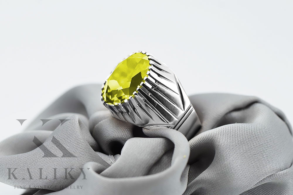 Vintage Yellow Peridot Ring in Sterling Silver (vrc048s-yp) — close-up of the hallmark on the inner band
