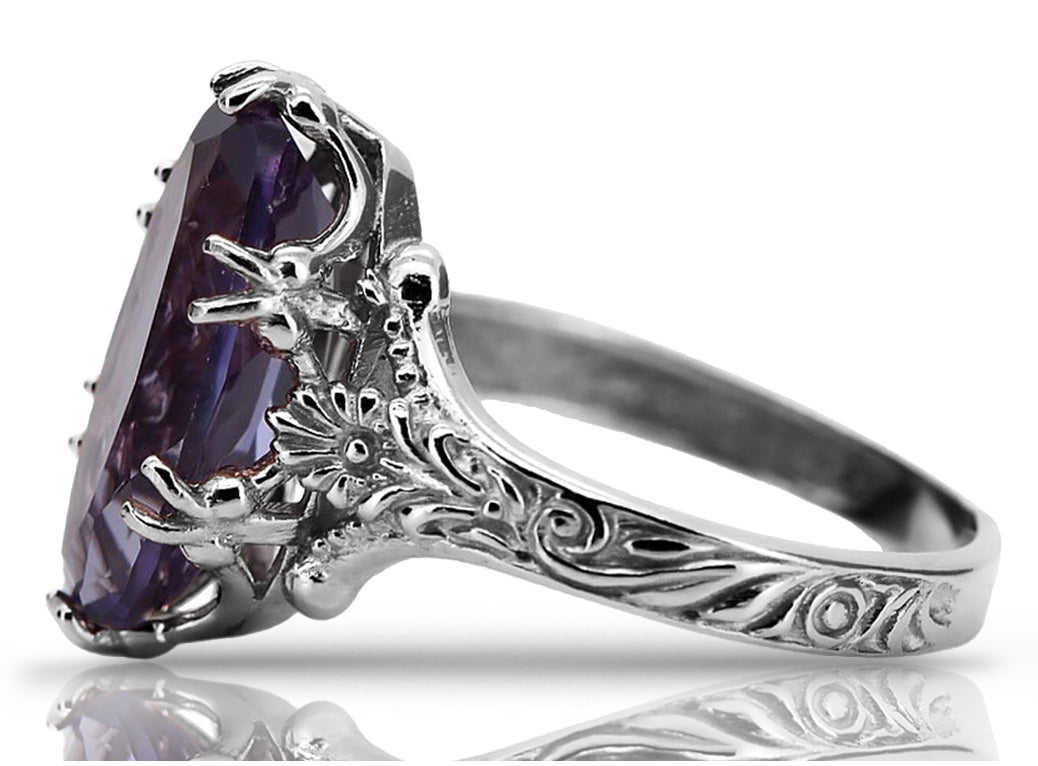 Vintage Alexandrite Oval Ring in Sterling Silver (vrc084s-ax) — side view showing the setting