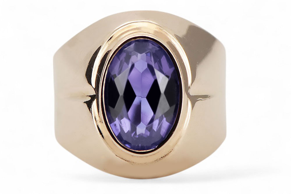 Vintage Alexandrite Ring in 14K Rose Gold (vrc296r-ax) — close-up of the stone and setting