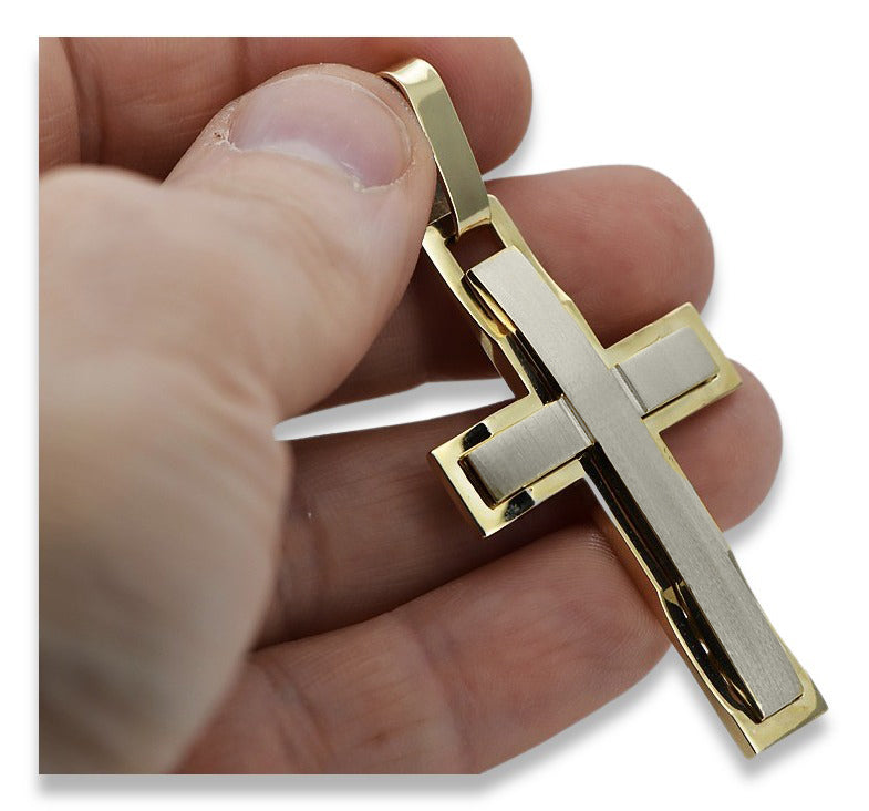 Vintage Catholic Cross Pendant in 14K Yellow Gold (ctc022yw) — full view of the piece