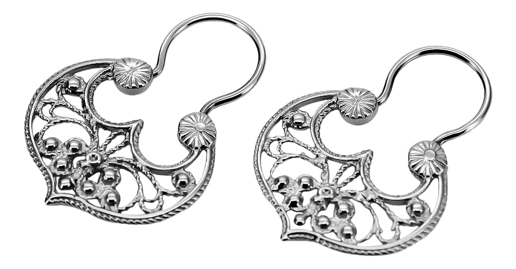 Vintage Earrings in Sterling Silver (ven022s) — side view showing the setting