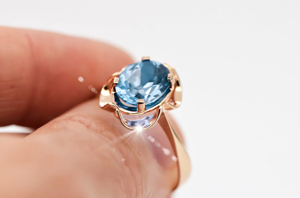 Vintage Aquamarine Ring in 14K Rose Gold (vrc206r-aq) — close-up of the hallmark on the inner band