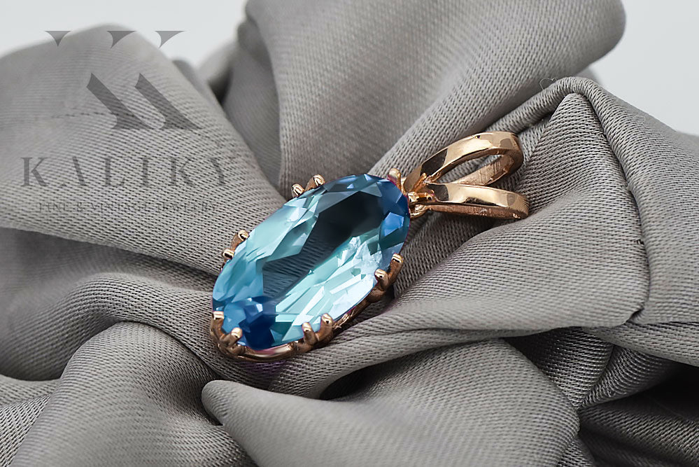 Vintage Aquamarine Pendant in 14K Rose Gold (vpc019r-aq) — close-up of the stone and setting