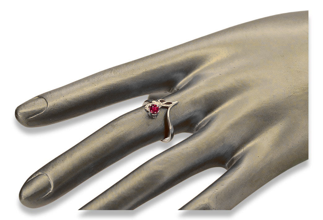Vintage Ruby Ring in Sterling Silver (vrc095s-rb) — full view of the piece