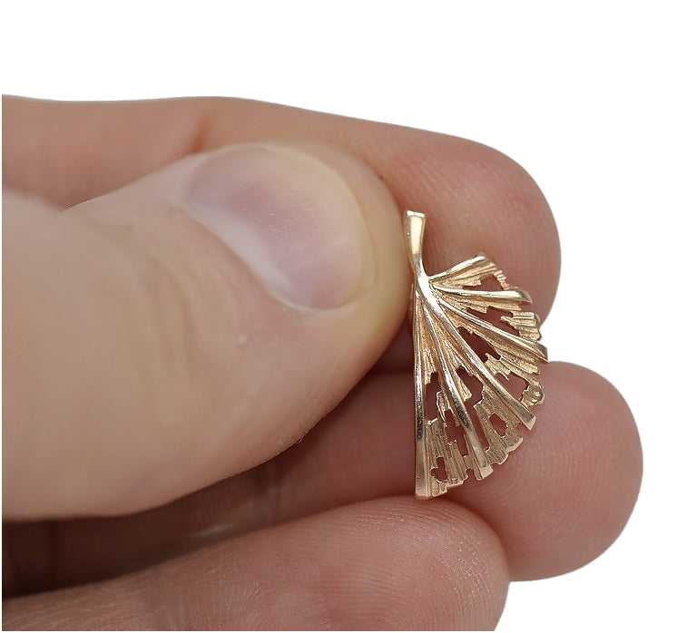Vintage Leaf Pendant in 14K Rose Gold (vpn015) — view 3