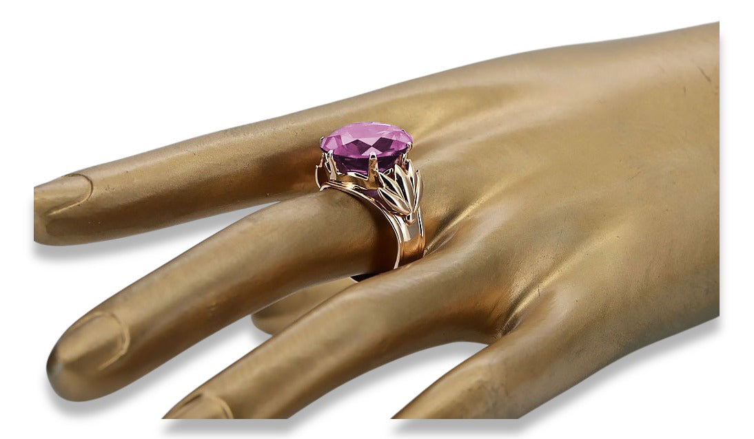 Vintage Amethyst Ring in 14K Rose Gold (vrc029r-am) — close-up of the stone and setting