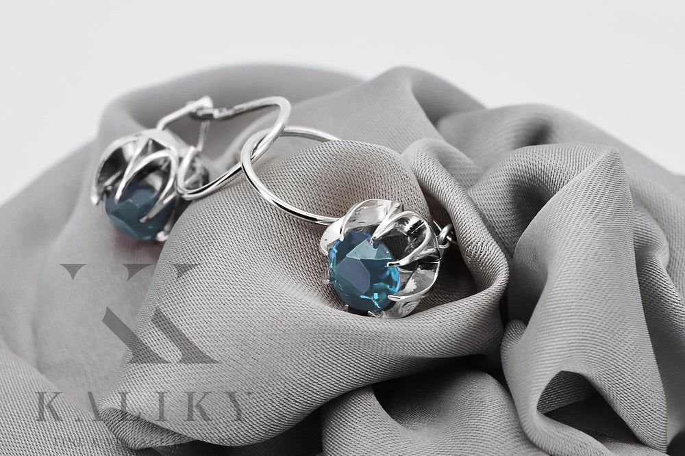 Vintage Aquamarine Earrings in Sterling Silver (vec062s-aq) — side view showing the setting