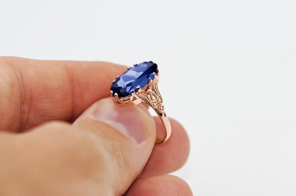 Vintage Sapphire Ring in 14K Rose Gold (vrc058r-sp) — side view showing the setting