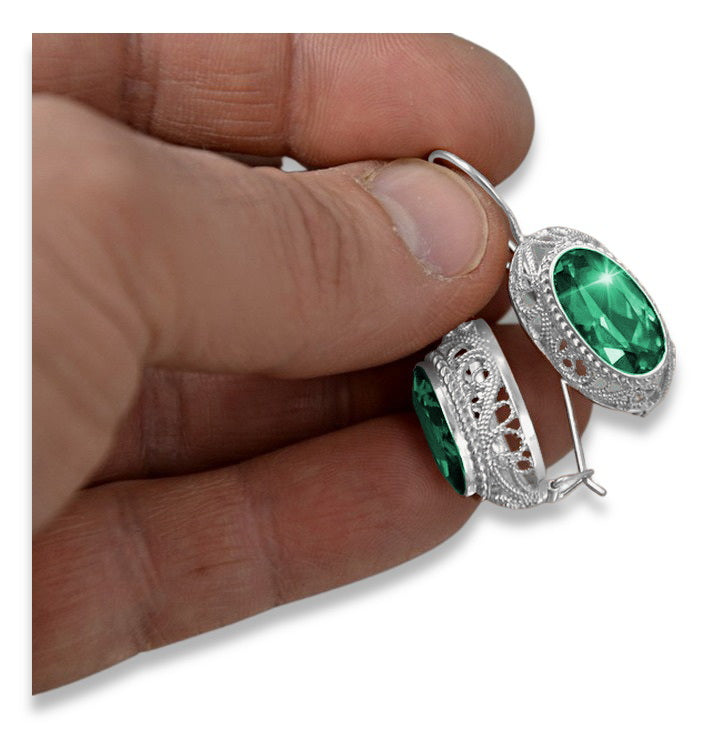 Vintage Emerald Earrings in Sterling Silver (vec023s-em) — side view showing the setting