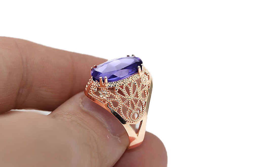 Vintage Alexandrite Ring in 14K Rose Gold (vrc074r-ax) — close-up of the hallmark on the inner band