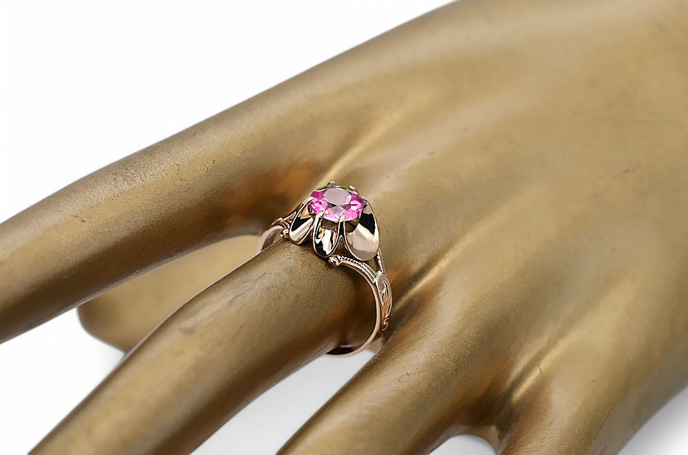 Vintage Amethyst Craft Ring in 14K Rose Gold (vrc377r-am) — side view showing the setting