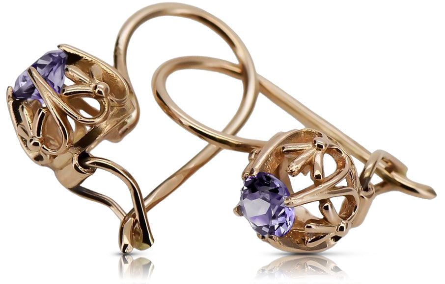 Vintage Alexandrite Made Earrings in 14K Rose Gold (vec145r-ax) — worn on the hand, showing profile