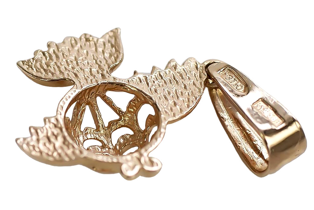Vintage Fish Pendant in 14K Rose Gold (vpn021) — close-up of the stone and setting