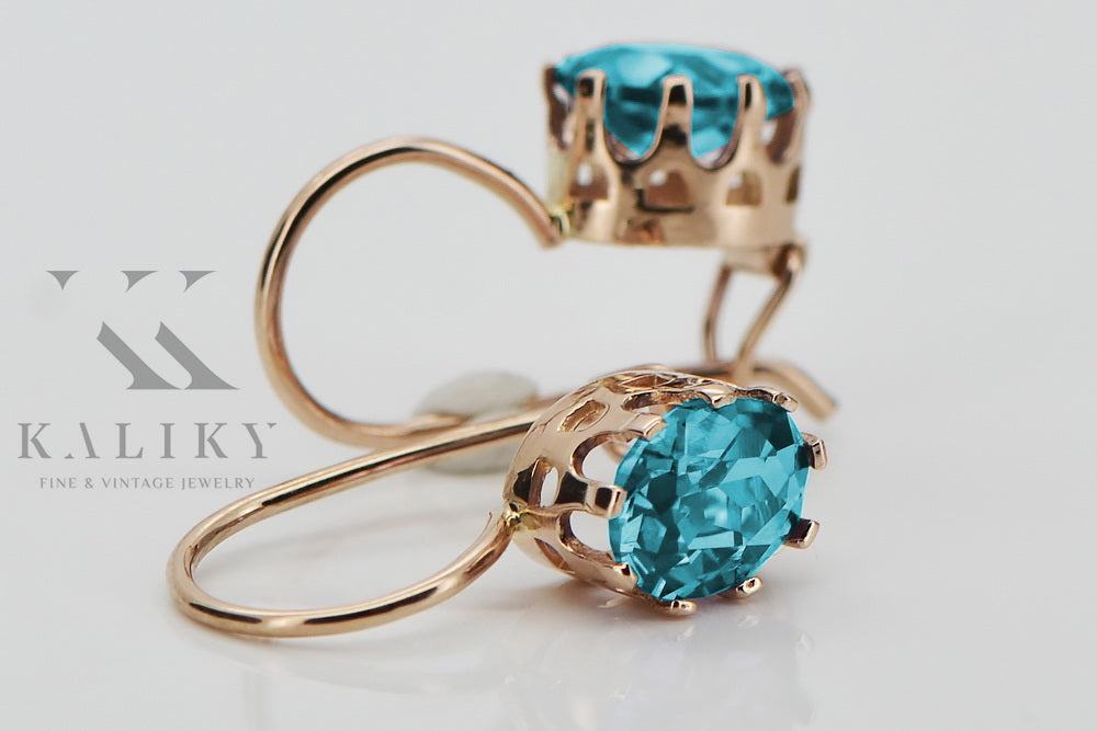 Vintage Aquamarine Earrings in 14K Rose Gold (vec196r-aq) — worn on the hand, showing profile