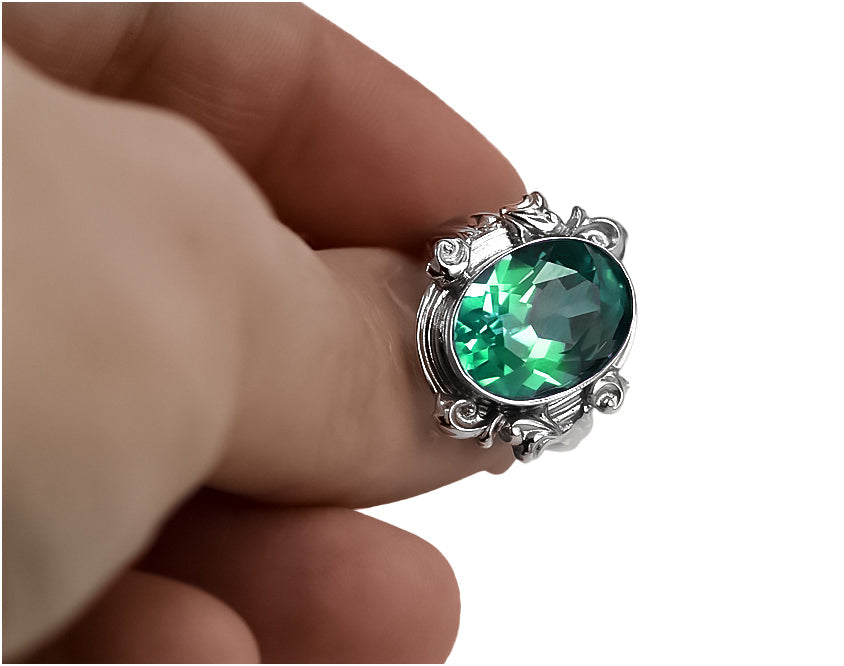 Vintage Emerald Oval Ring in Sterling Silver (vrc100s-em) — side view showing the setting