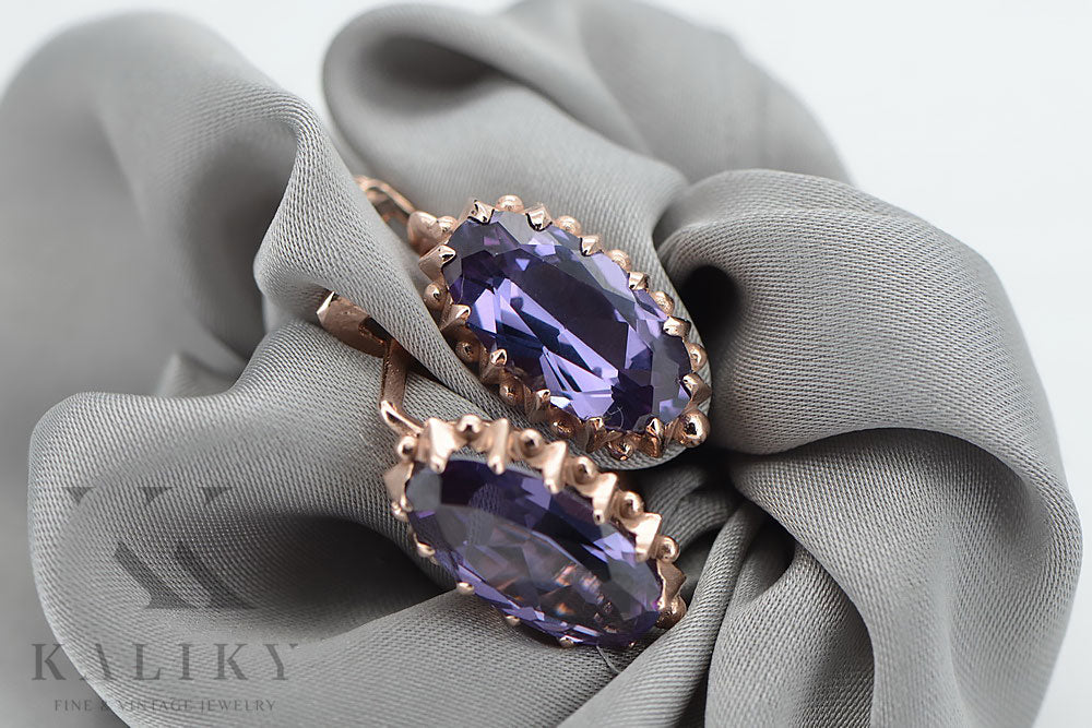 Vintage Alexandrite Aleksandryt Earrings in 14K Rose Gold (vec174r-ax) — back view with the clasp