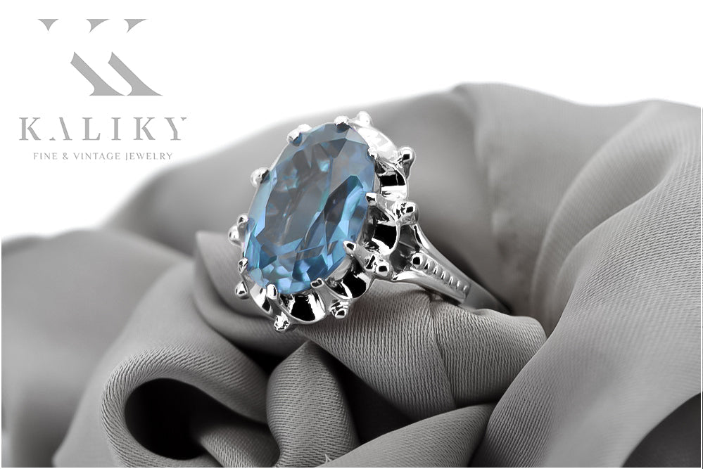Vintage Aquamarine Ring in Sterling Silver (vrc079s-aq) — side view showing the setting