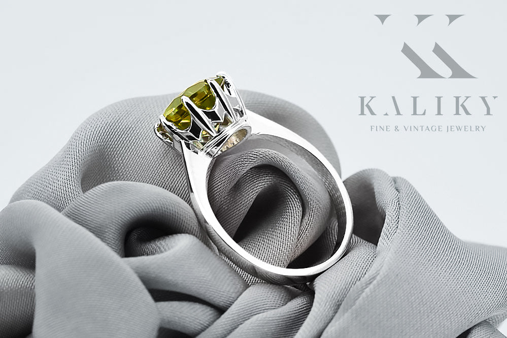 Vintage Yellow Peridot Ring in Sterling Silver (vrc157s-yp) — close-up of the hallmark on the inner band