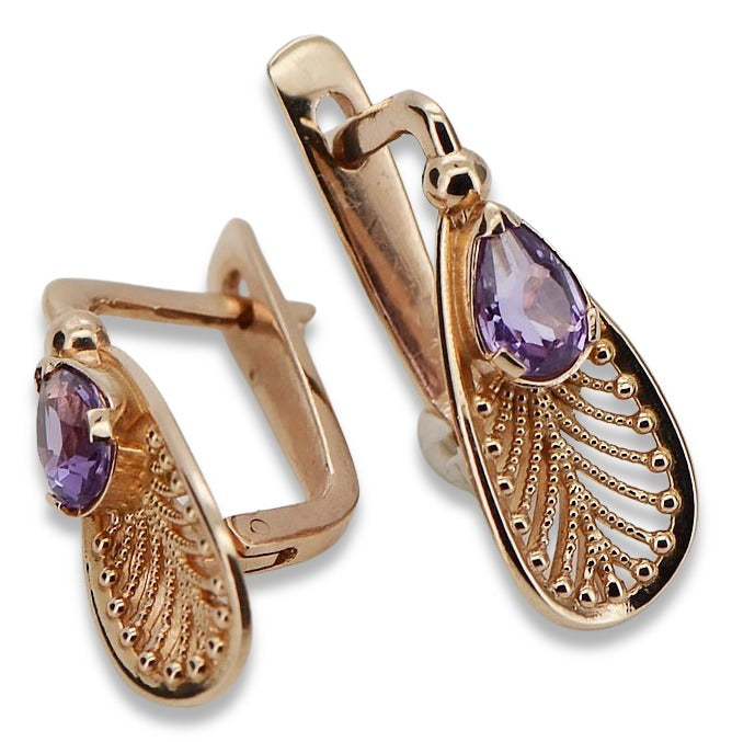 Vintage Alexandrite Earrings in 14K Rose Gold (vec067r-ax) — worn on the hand, showing profile