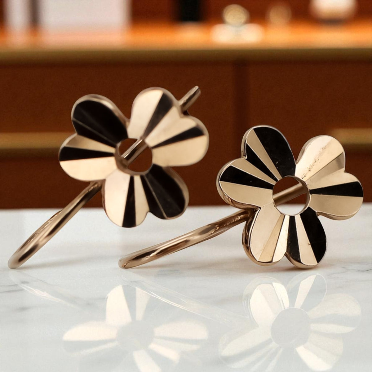 Vintage Leaf Earrings in 14K Rose Gold (ven120)
