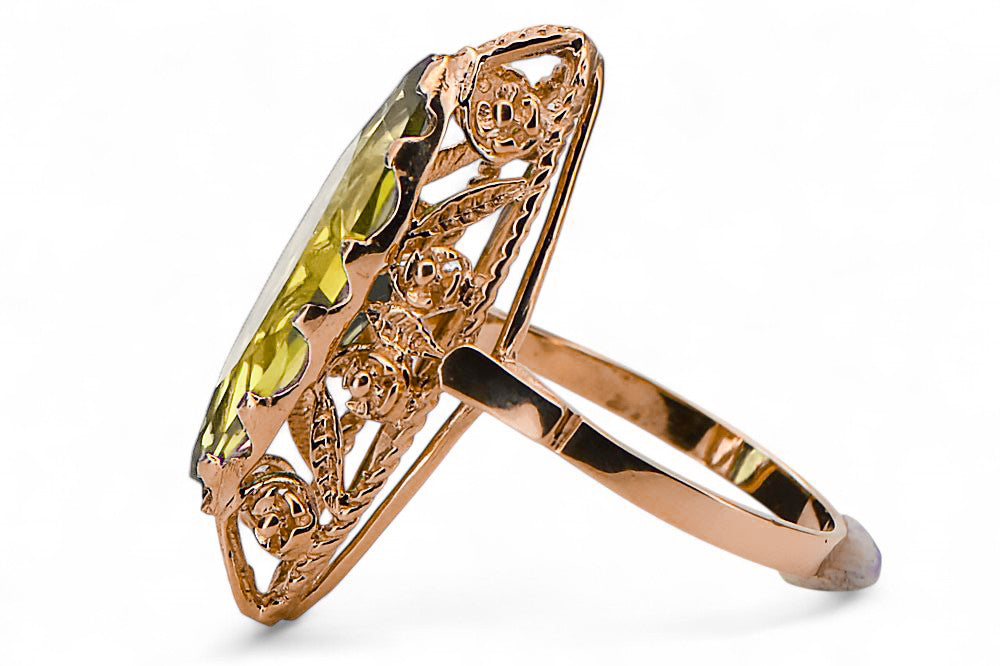 Vintage Yellow Peridot Craft Ring in 14K Rose Gold (vrc005r-yp) — close-up of the stone and setting