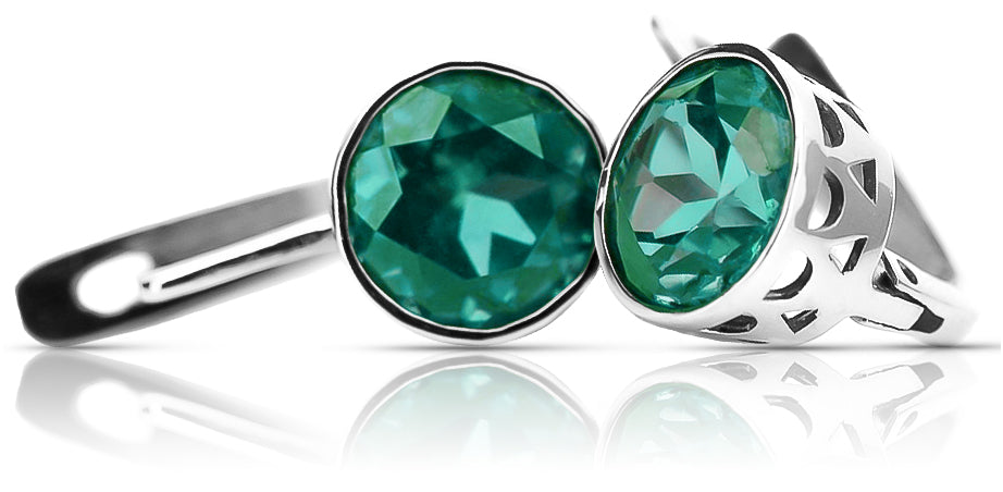 Vintage Emerald Earrings in Sterling Silver (vec107s-em)
