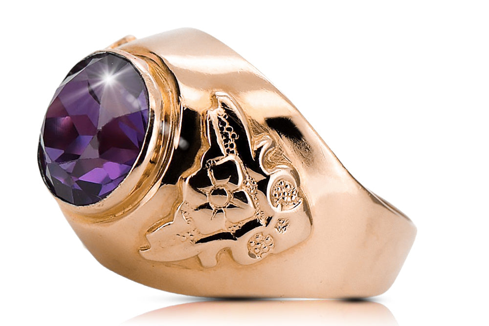 Vintage Alexandrite Ring in 14K Rose Gold (vrc078r-ax) — worn on the hand, showing profile