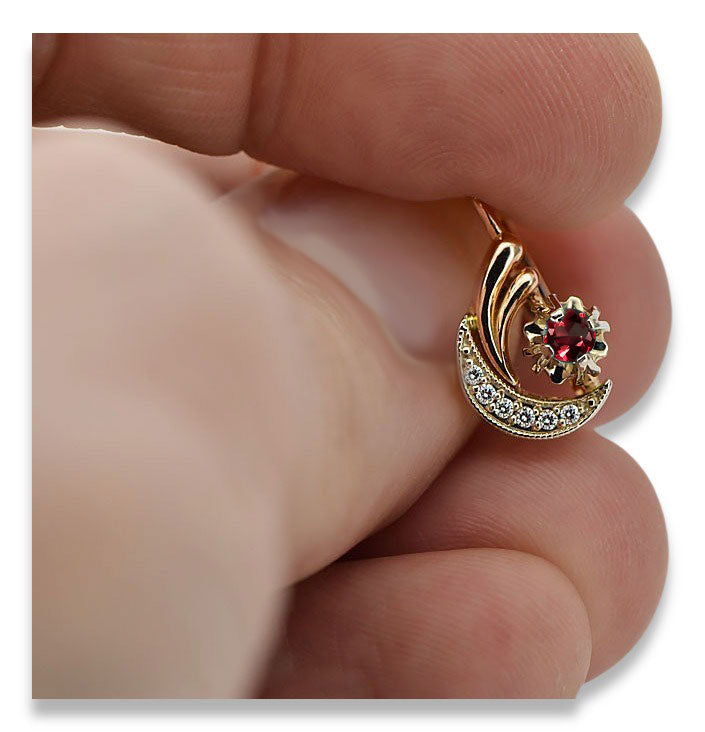 Vintage Ruby Craft Earrings in 14K Rose & White Gold (vec093rw-rb) — close-up of the stone and setting