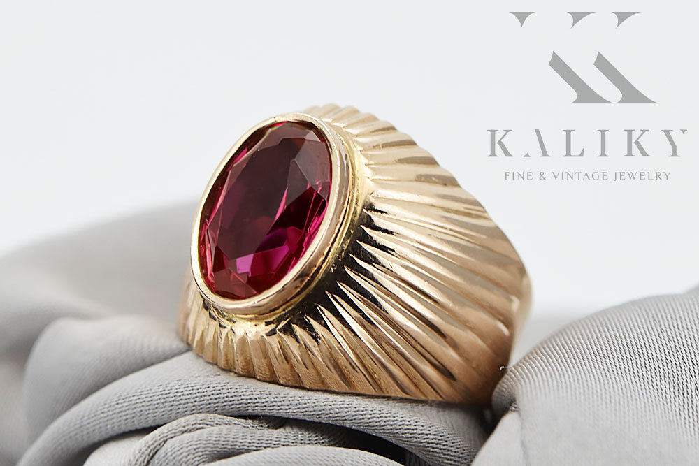 Vintage Ruby Ring in 14K Rose Gold (vrc127r-rb) — close-up of the hallmark on the inner band