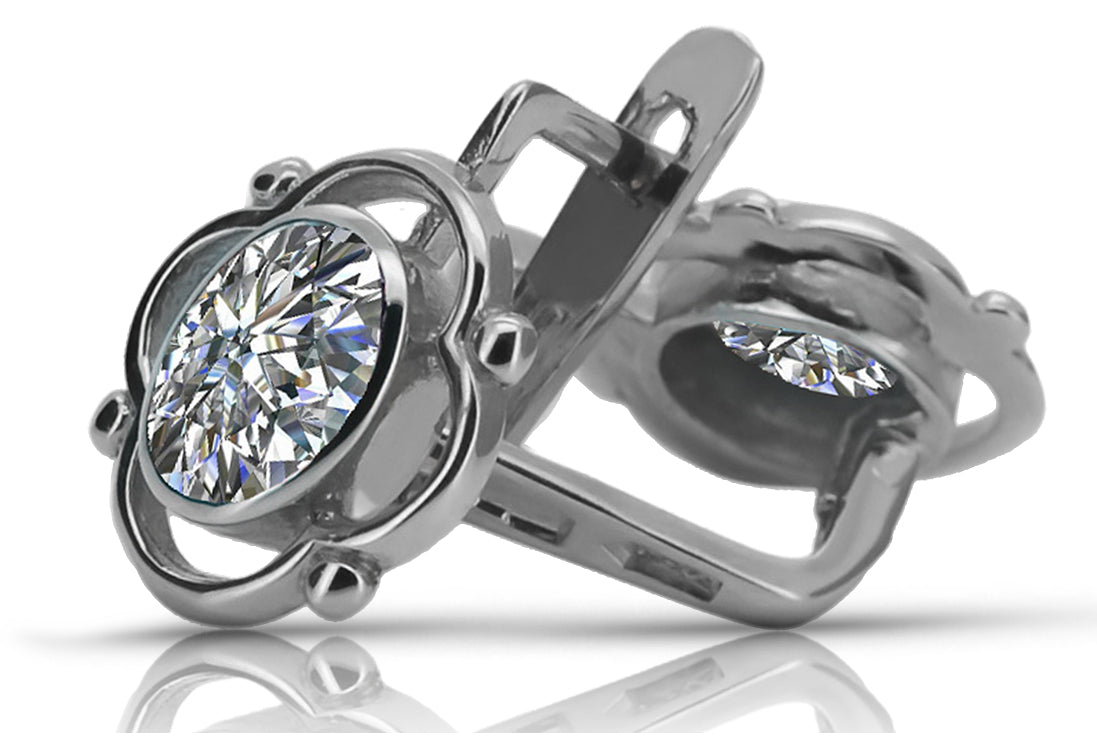 Vintage Zircon Earrings in Sterling Silver (vec033s-zi) — close-up of the stone and setting