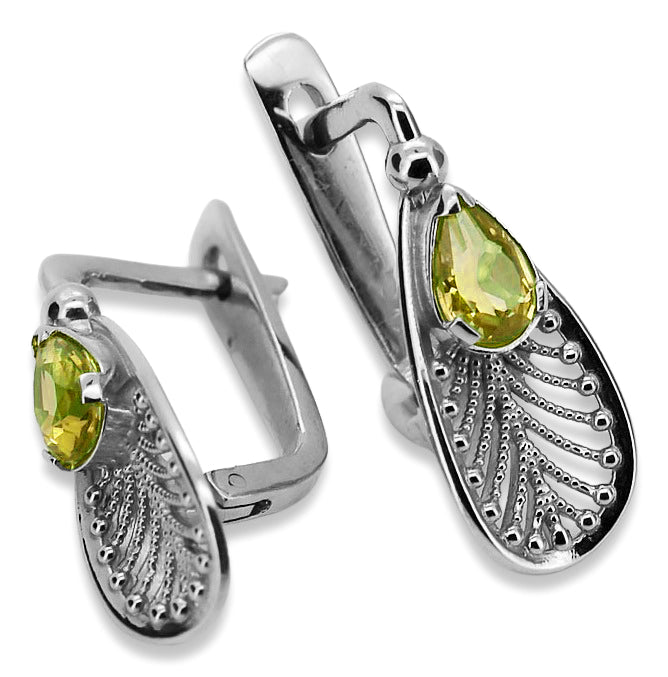 Vintage Yellow Peridot Earrings in Sterling Silver (vec067s-yp) — close-up of the stone and setting