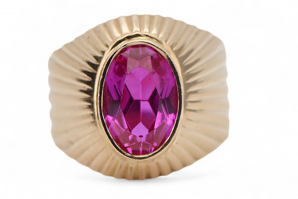 Vintage Amethyst Craft Ring in 14K Rose Gold (vrc127r-am) — close-up of the stone and setting
