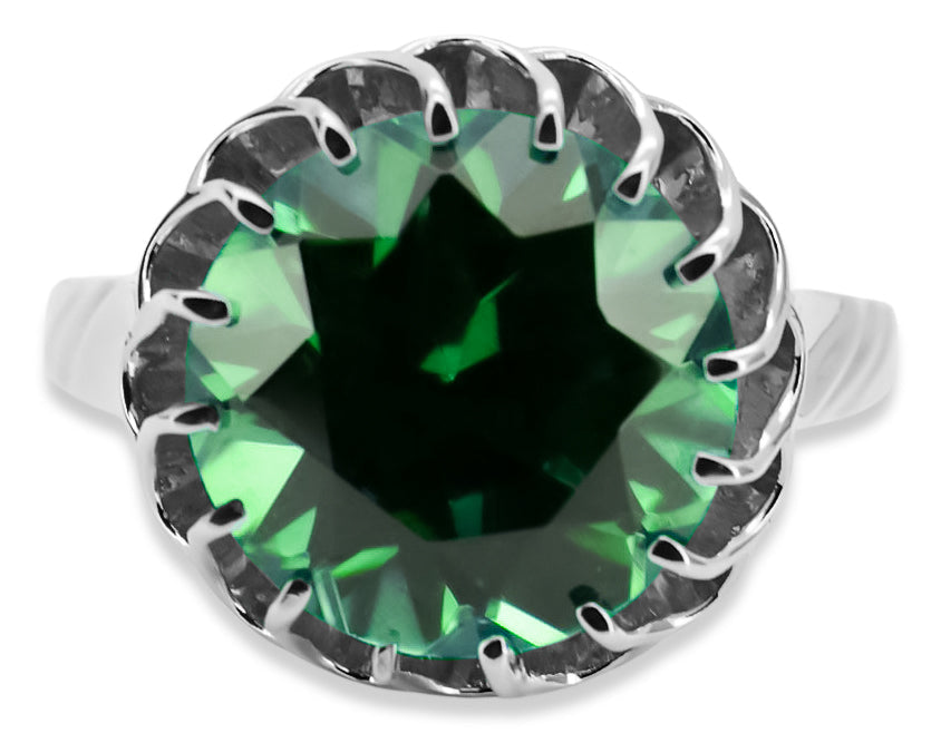 Vintage Emerald Ring in Sterling Silver (vrc035s-em) — close-up of the stone and setting