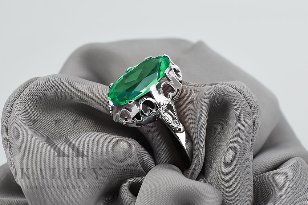 Vintage Emerald Ring in Sterling Silver (vrc134s-em) — worn on the hand, showing profile