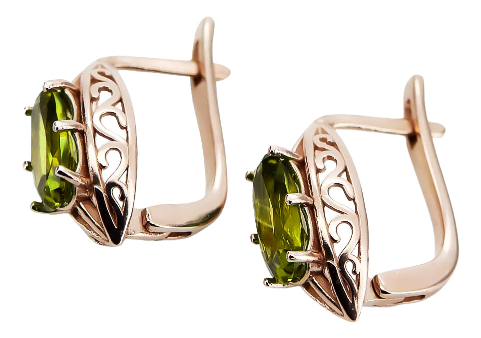 Vintage Yellow Peridot Earrings in 14K Rose Gold (vec141r-yp) — close-up of the stone and setting