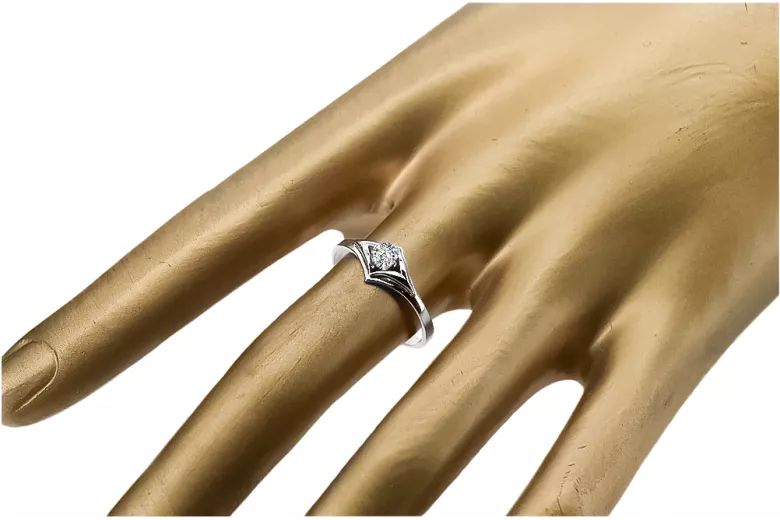 Vintage Ring in 14K Rose Gold (vrc351r-st) — worn on the hand, showing profile