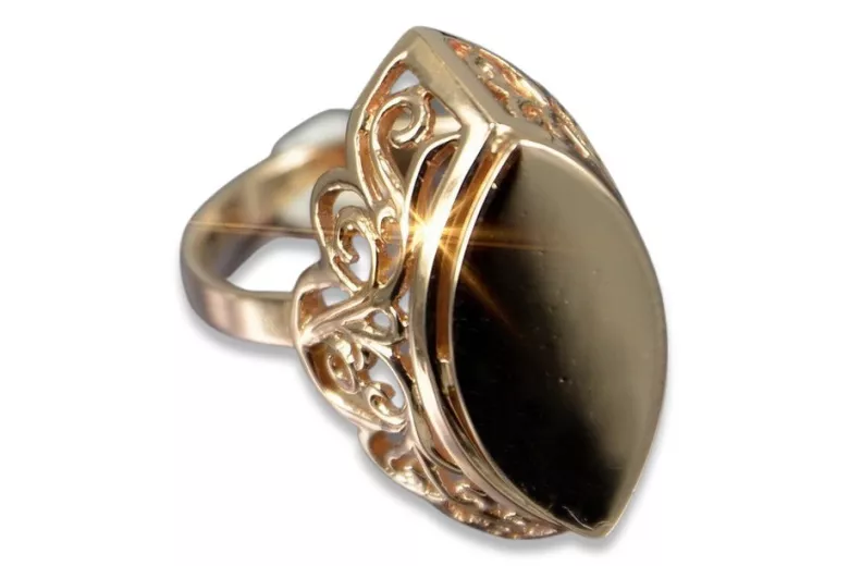 Vintage Ring in 14K Rose Gold (vrn008) — close-up of the stone and setting