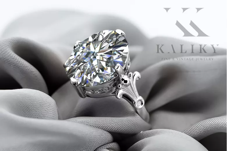 Vintage Craft Styl Ring in Sterling Silver (vrc369s-st) — full view of the piece